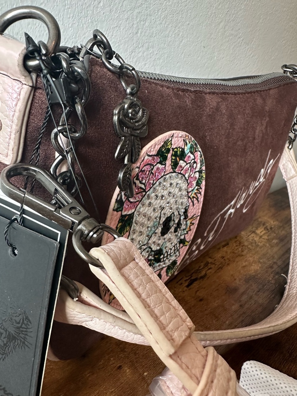 Ed Hardy Brown Suede-Like Shoulder Bag or Crossbody Bag w/ Pink Trim & Skull NWT - Picture 5 of 7